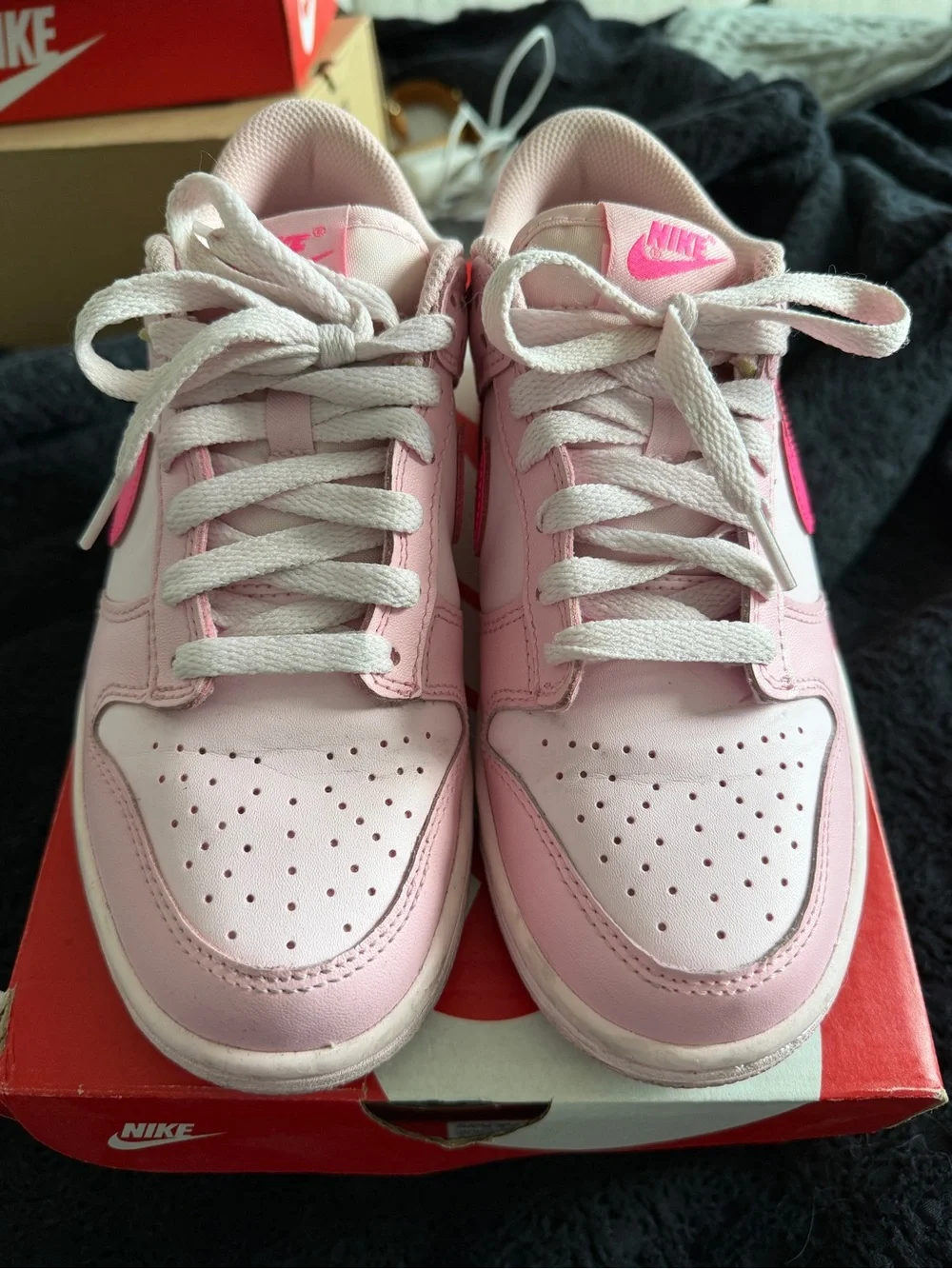 Nike Dunk Low GS Triple Pink